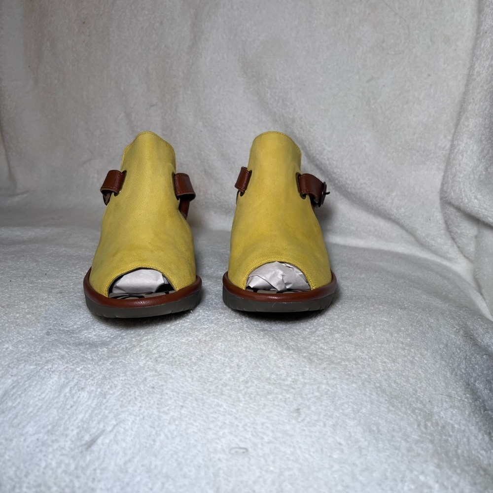 FLY London - Leather heeled sandals - Wena - Burnt yellow -EU38w USA 7  7.5 - Picture 11 of 12